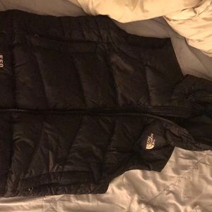 Women’s northface puffer vest *OPEN TO OFFERS*